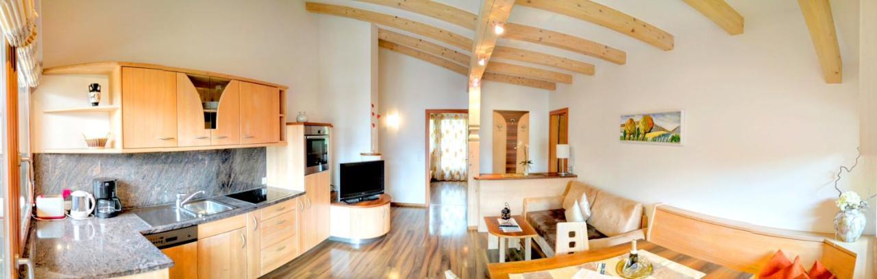 Appartementhaus Tratter ラグンド エクステリア 写真